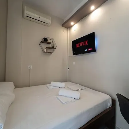 Bedcity In The Center Of Thessaloniki