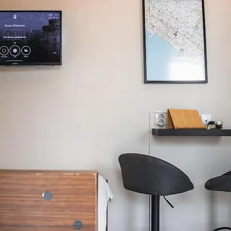 Bedcity Apartment-city Center & Everything Nearby *